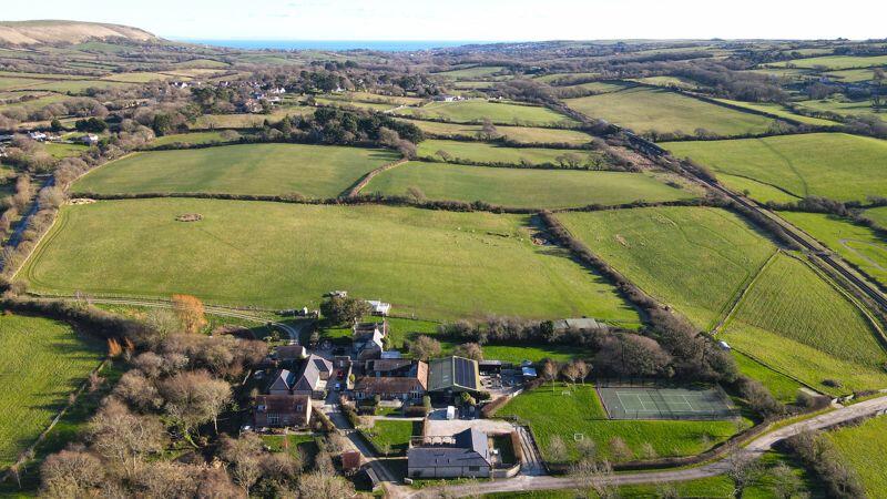 Additional image 4 of Woodyhyde Courtyard with Tennis Court and indoor Swimming Pool