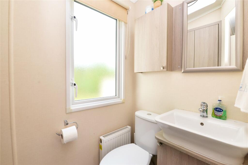 Additional image 11 of Rowan, Hoburne Bashley Holiday Park, New Milton, Hampshire, BH25