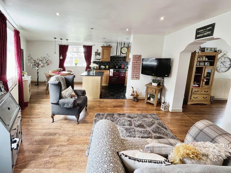 Additional image 3 of Frinton Road, Middle Hulton