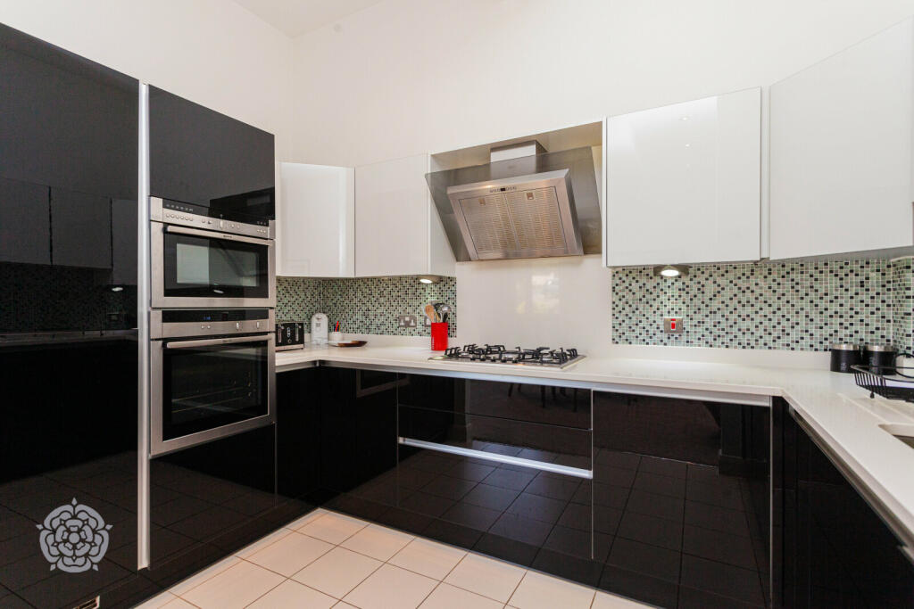 Additional image 7 of Kerry Hill, Hawkshaw, Bury, Greater Manchester, BL8 4GT