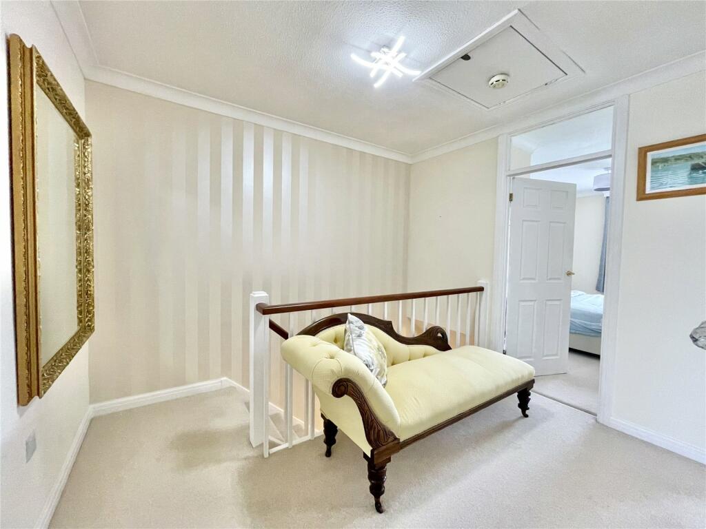 Additional image 11 of Oakwood Road, Highcliffe On Sea, Christchurch, Dorset, BH23
