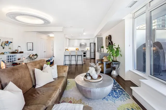 Additional image 11 of 75 East Liberty St Unit 1616