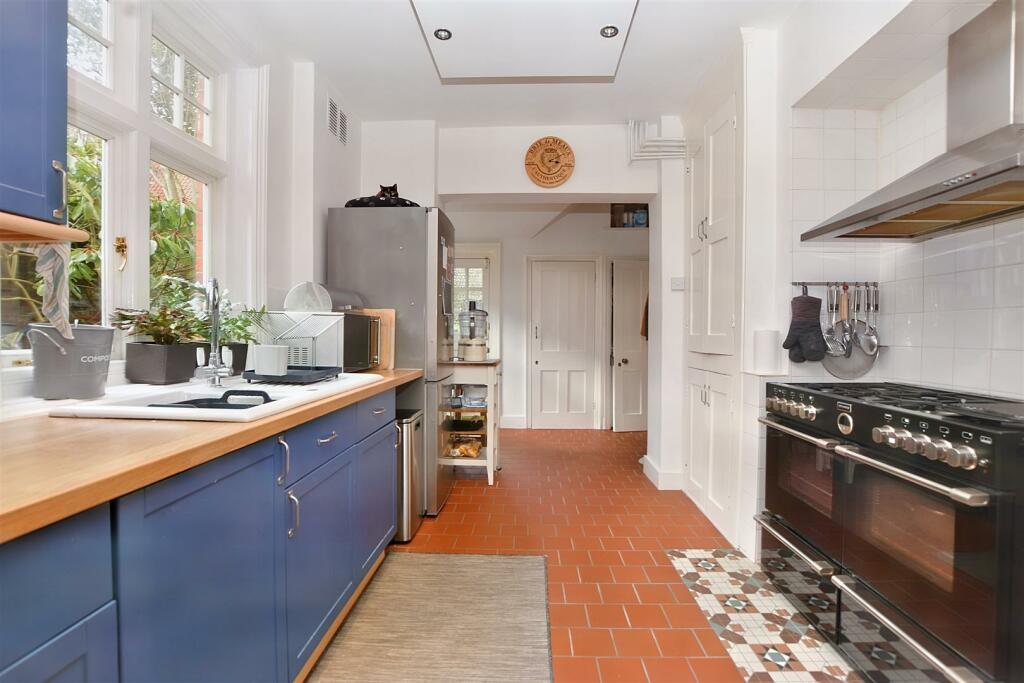 Additional image 6 of Vicarage Drive, Eastbourne