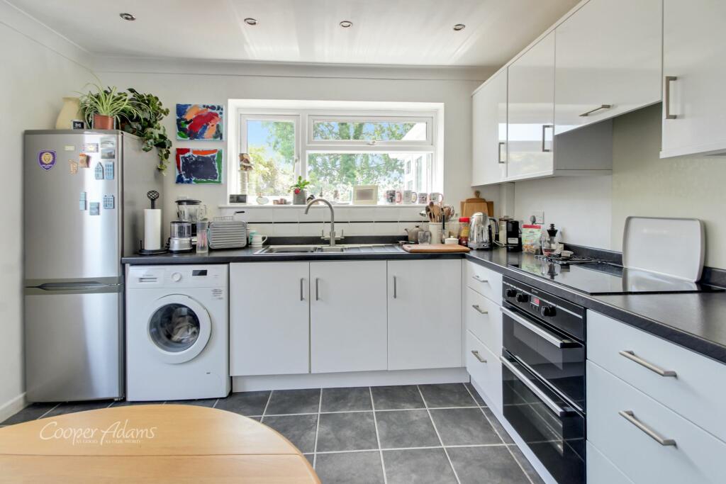 Additional image 2 of Oakcroft Gardens, Littlehampton, BN17