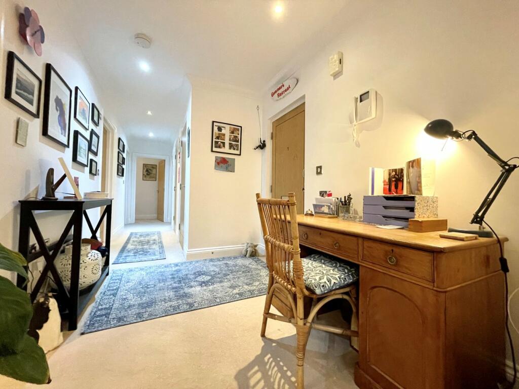 Additional image 18 of Chine Court, 3 Chine Crescent Road, Bournemouth, BH2