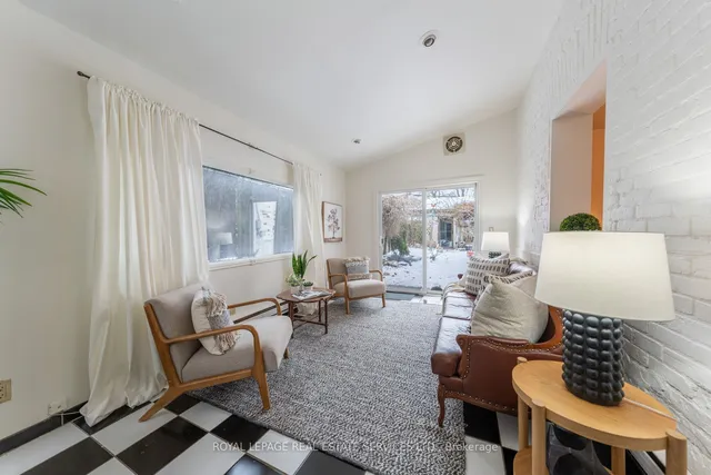 Additional image 13 of 141 Dovercourt Rd