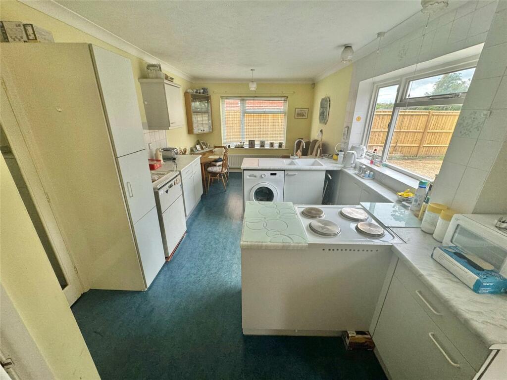 Additional image 4 of Andrew Lane, New Milton, Hampshire, BH25