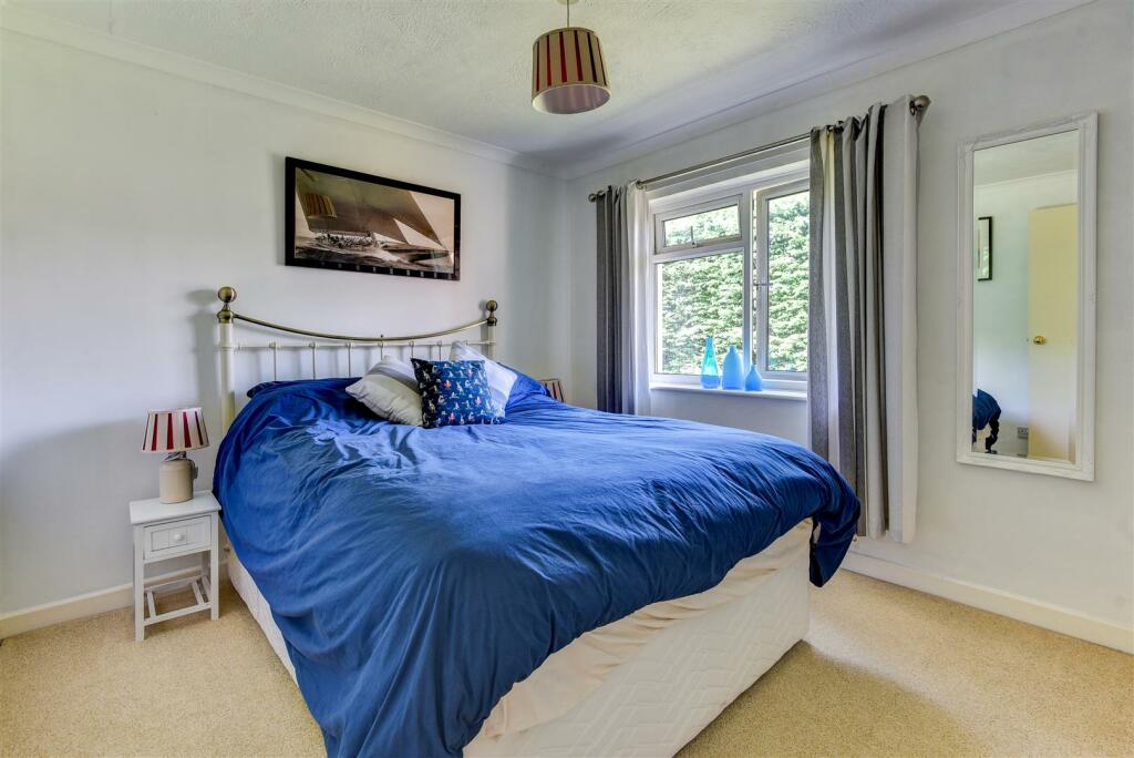 Additional image 15 of Farnefold Road, Steyning