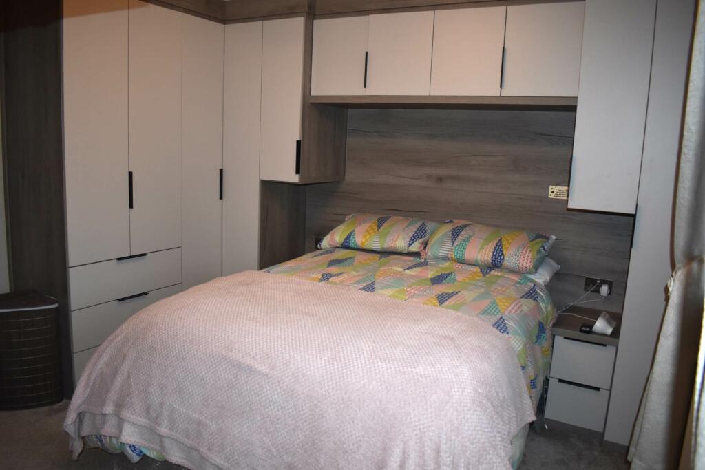 Additional image 13 of End Quasi-Semi - Ladymeadow Close, Bolton