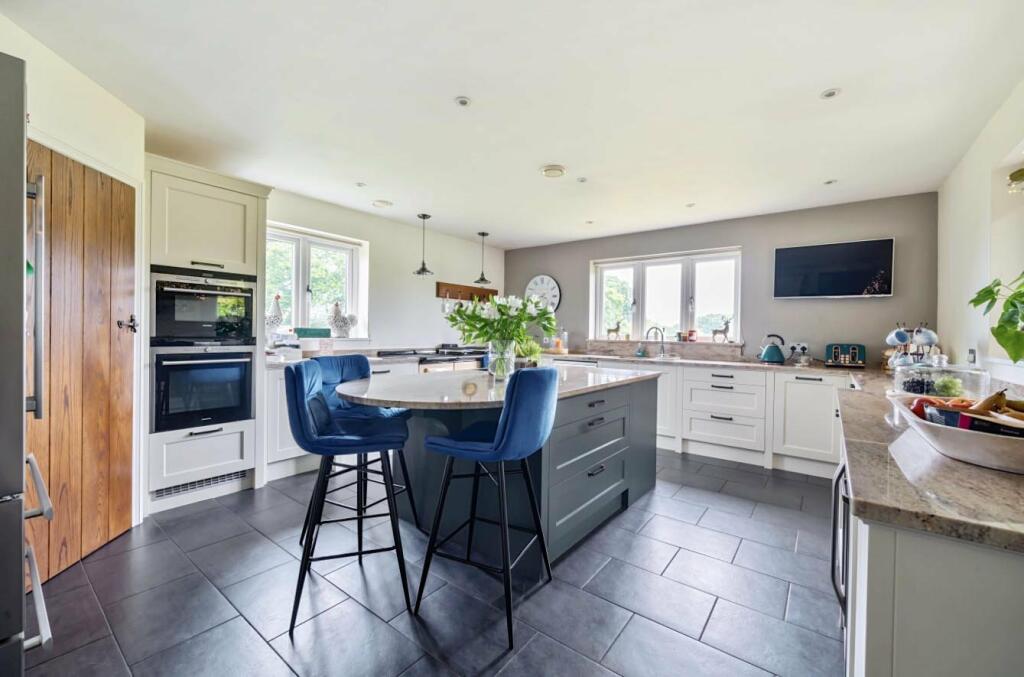 Additional image 22 of Tiptoe Road, New Milton, BH25