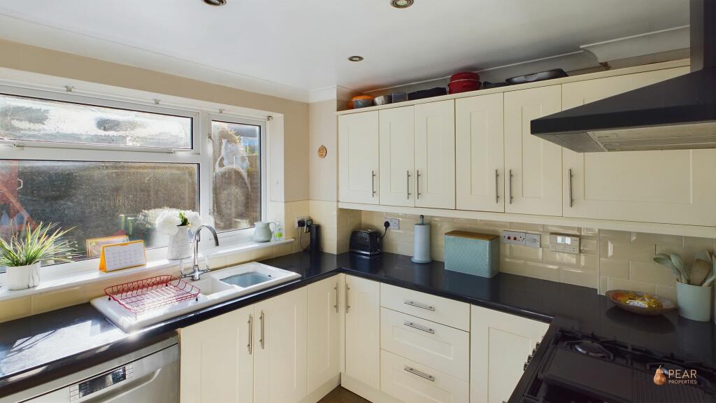 Additional image 23 of Welland Close, Worthing, BN13
