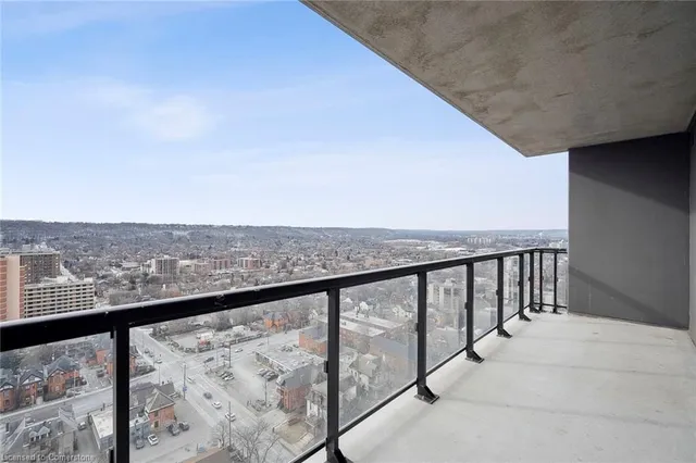 Additional image 22 of 15 Queen St S St Unit 2114