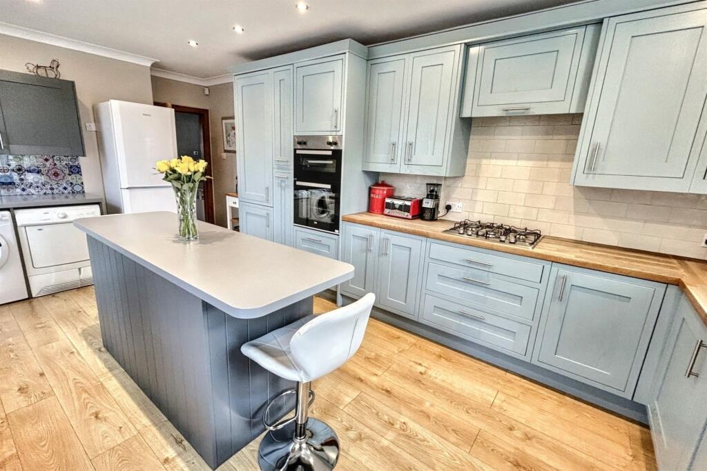 Additional image 2 of Parkstone