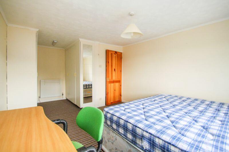 Additional image 10 of Latimer Road, Winton