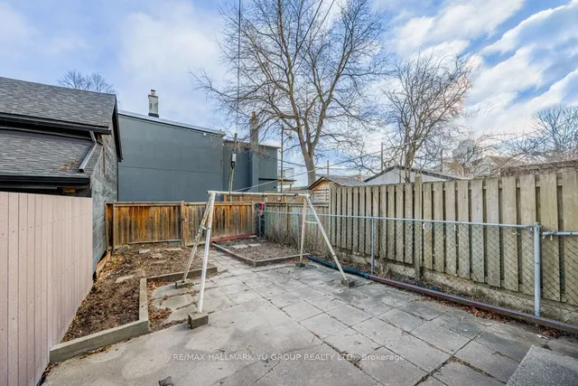 Additional image 22 of 25 Howland Rd