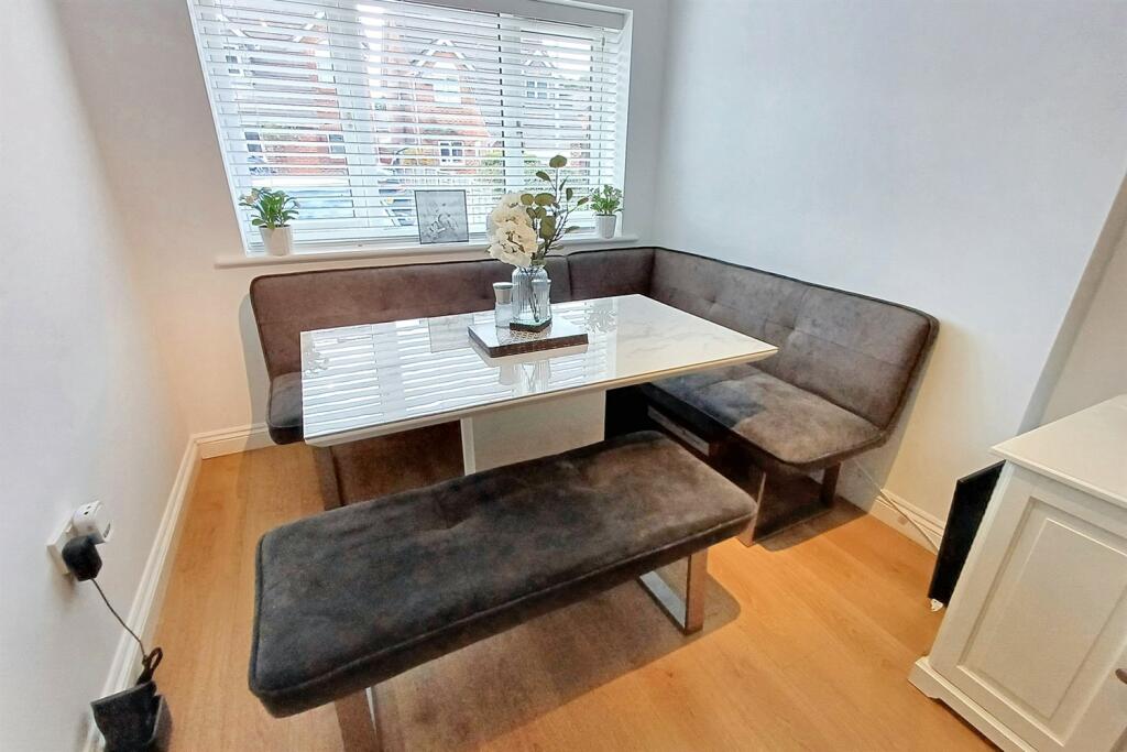 Additional image 5 of Verwood