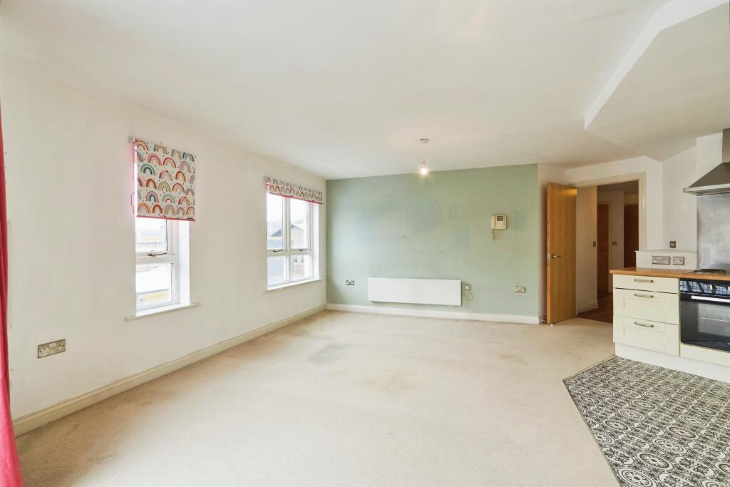 Additional image 20 of View Croft Road, Shipley