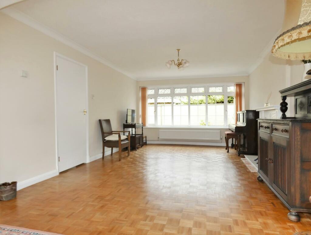 Additional image 4 of Meadway, Rustington Sea Estate