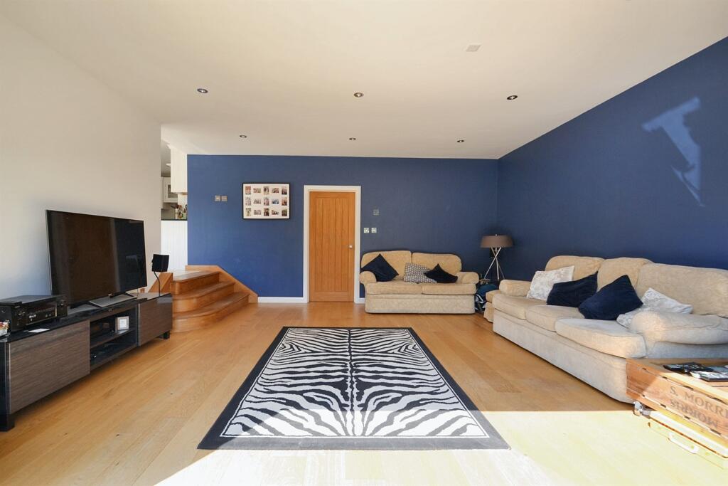 Additional image 5 of Broadstone