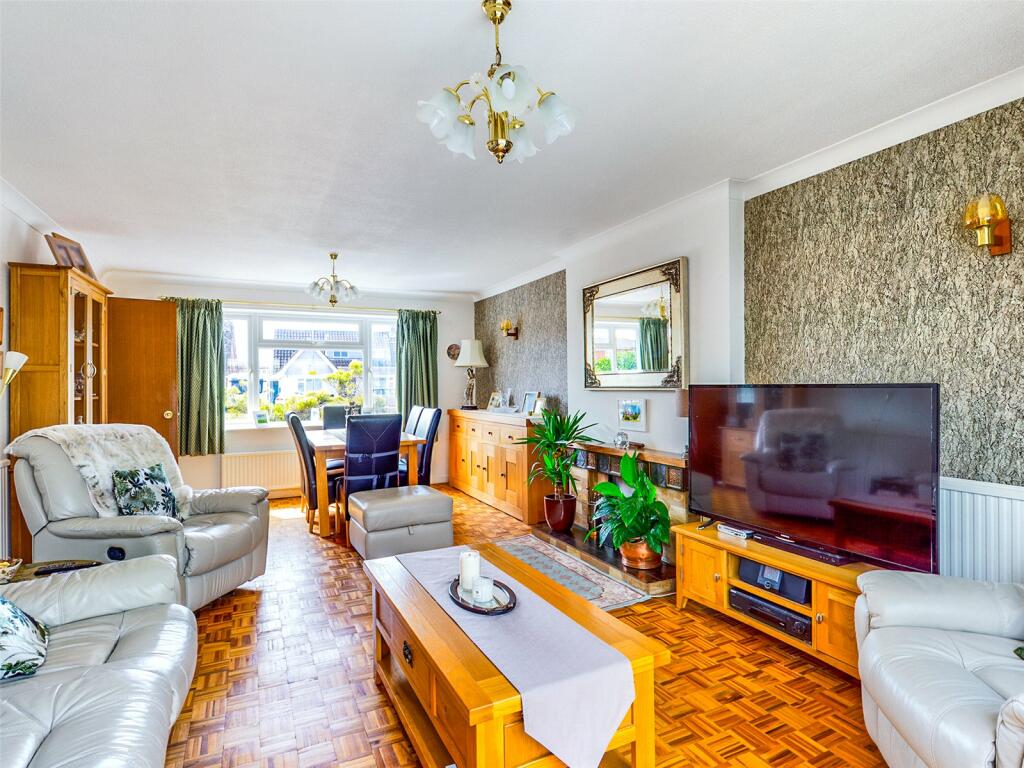 Additional image 11 of Waterford Gardens, Highcliffe, Christchurch, Dorset, BH23