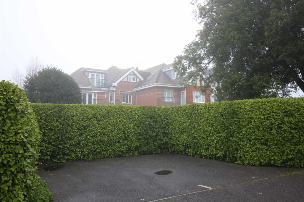 Additional image 13 of Becton Lane, Barton On Sea, Hampshire, BH25