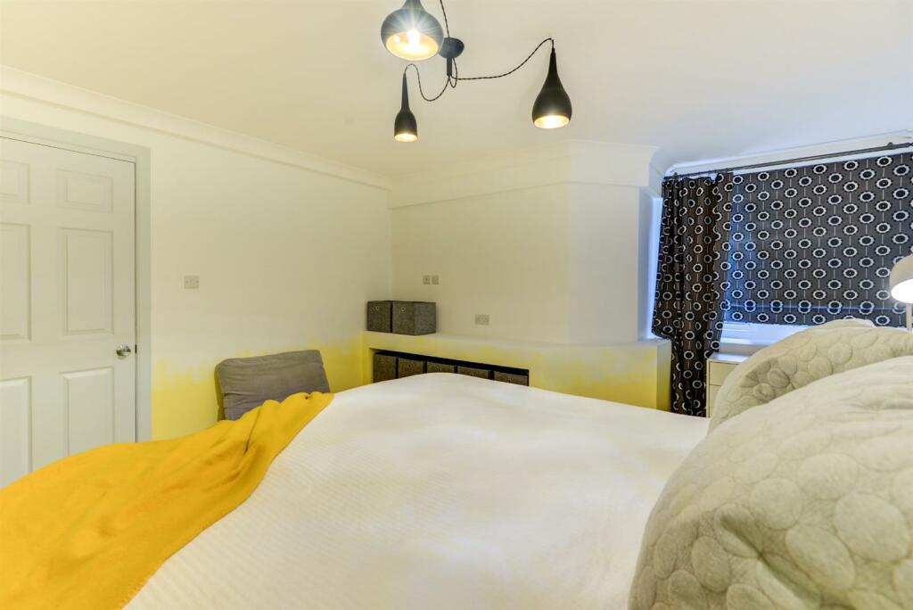 Additional image 32 of South Terrace, Littlehampton