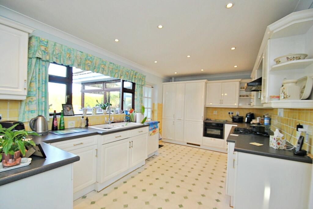 Additional image 7 of Montacute Way, Wimborne, Dorset, BH21