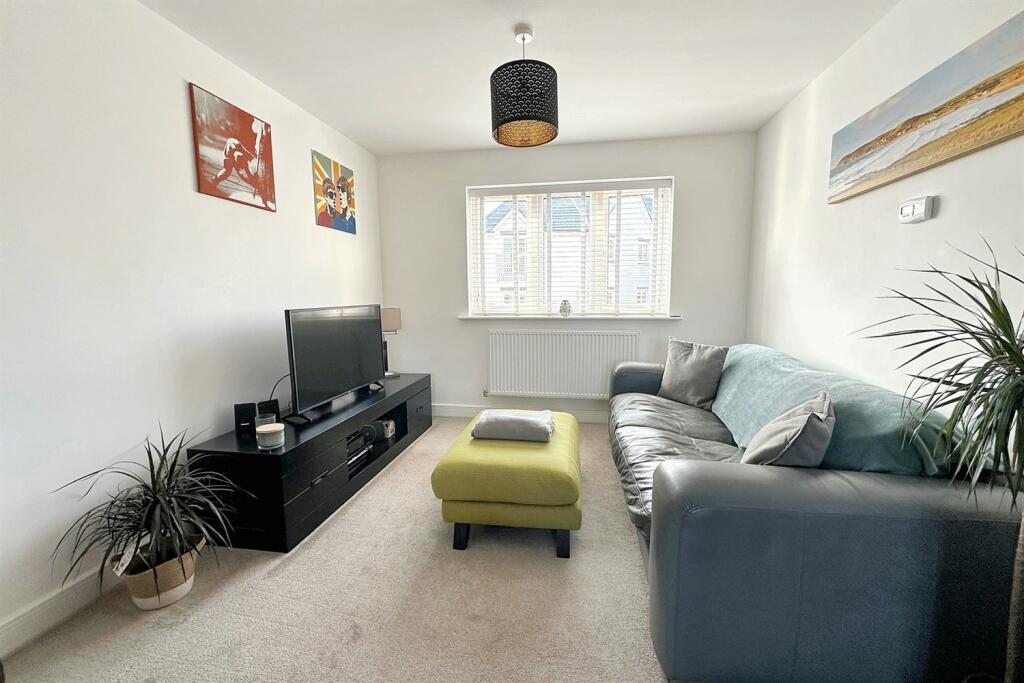 Additional image 6 of Verwood