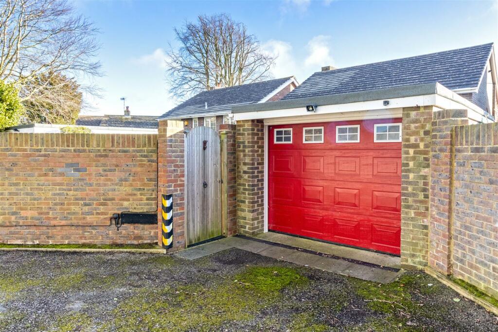 Additional image 17 of Manor Road, Lancing