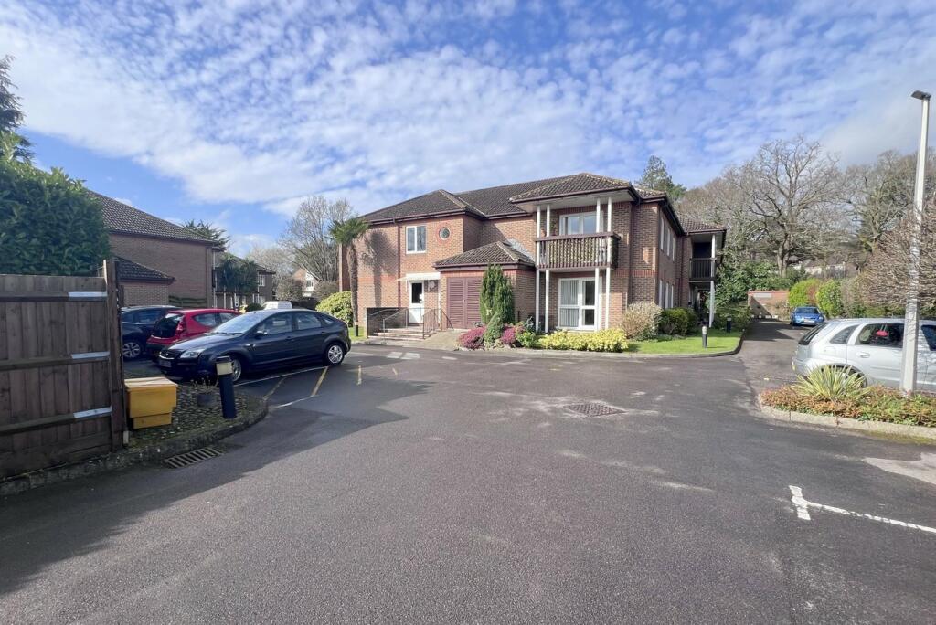 Additional image 14 of Fernlea Avenue, Ferndown, BH22