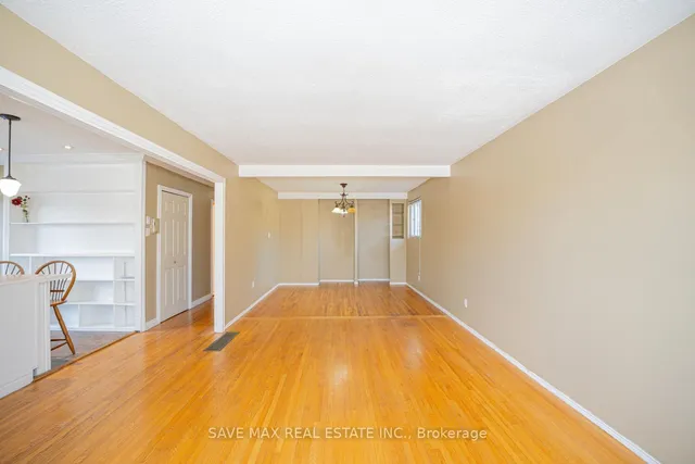 Additional image 7 of 102 SUTHERLAND Ave