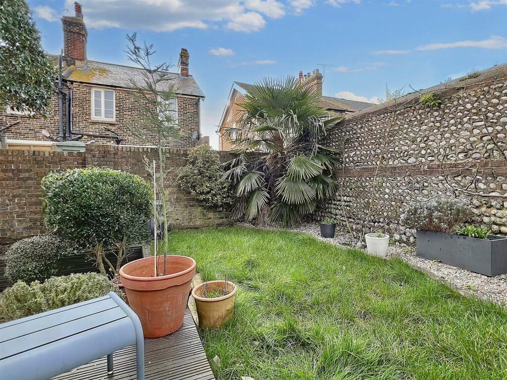 Additional image 24 of Vicarage Drive, Eastbourne