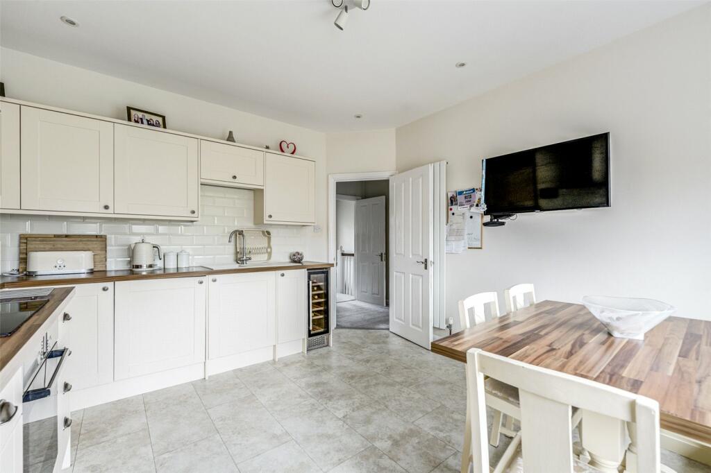 Additional image 26 of Grand Avenue, Worthing, West Sussex, BN11