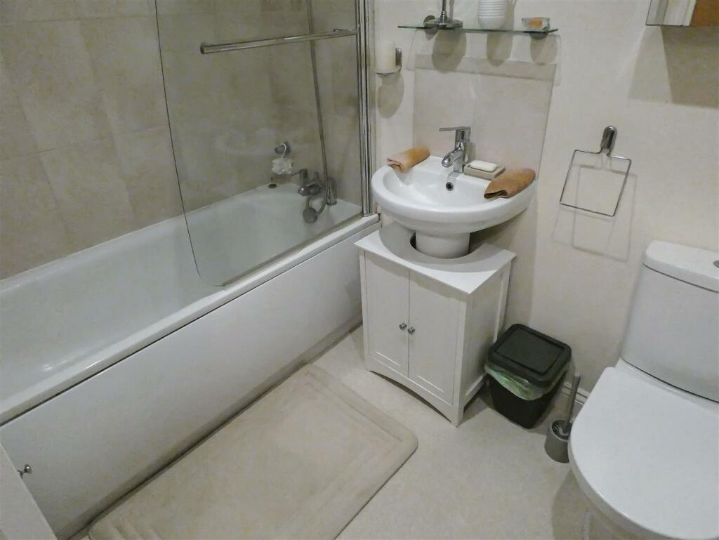 Additional image 8 of Woodlands Avenue, Rustington