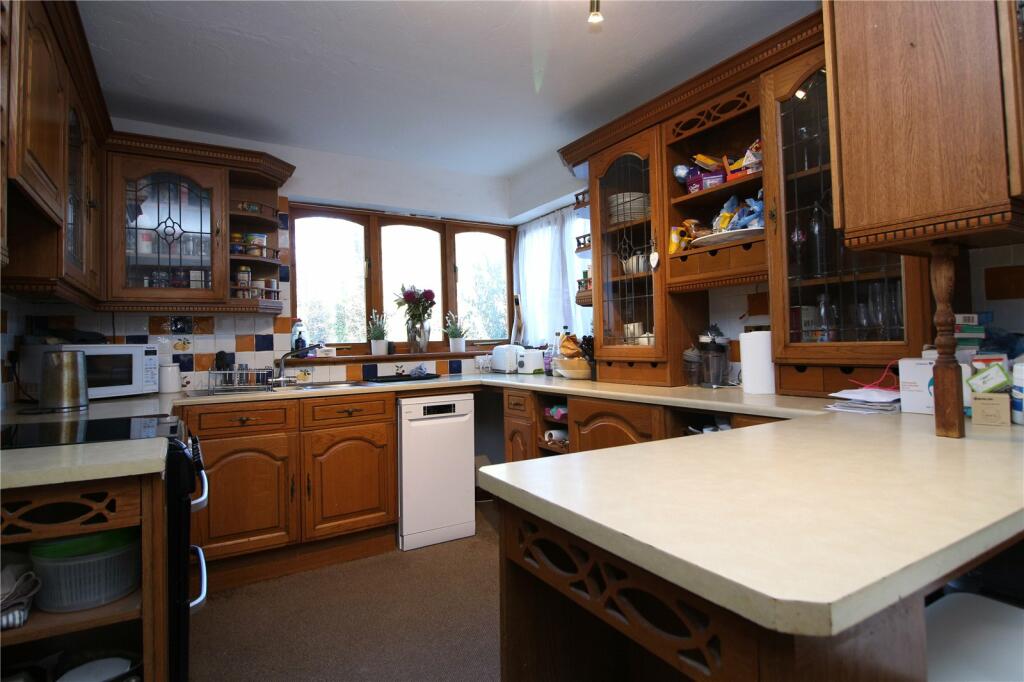 Additional image 16 of Oakwood Avenue, New Milton, Hampshire, BH25