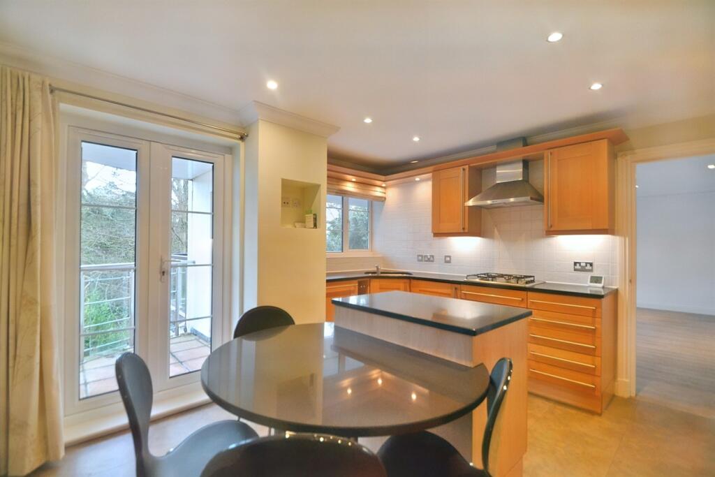 Additional image 6 of Alum Chine