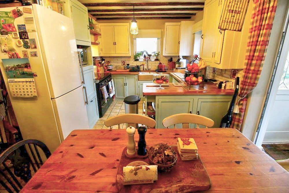 Additional image 4 of Roselands Avenue, Eastbourne, BN22 8NX