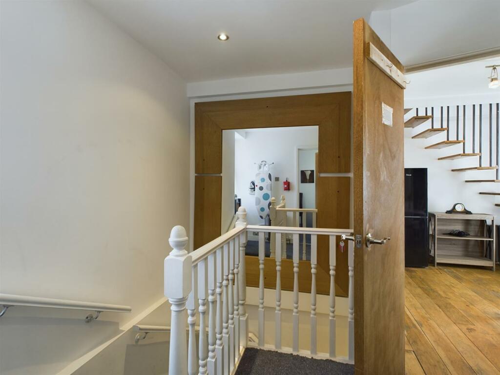 Additional image 10 of Atlingworth Street, Brighton