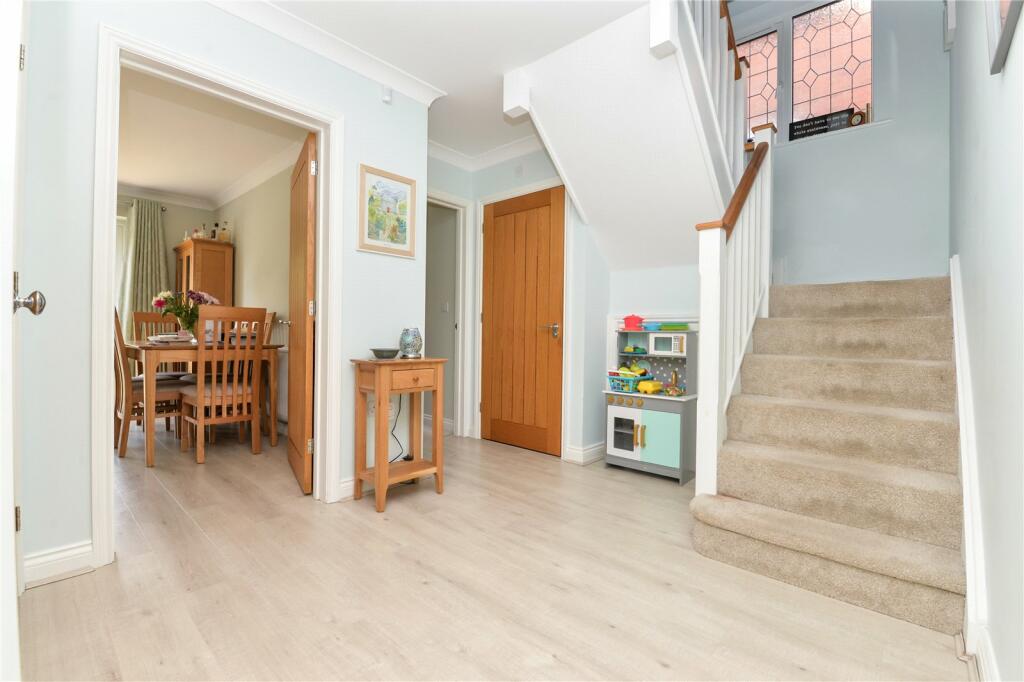 Additional image 6 of Avenue Road, New Milton, Hampshire, BH25