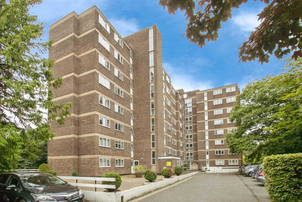 Branksome Wood Road, Bournemouth, Dorset, BH4