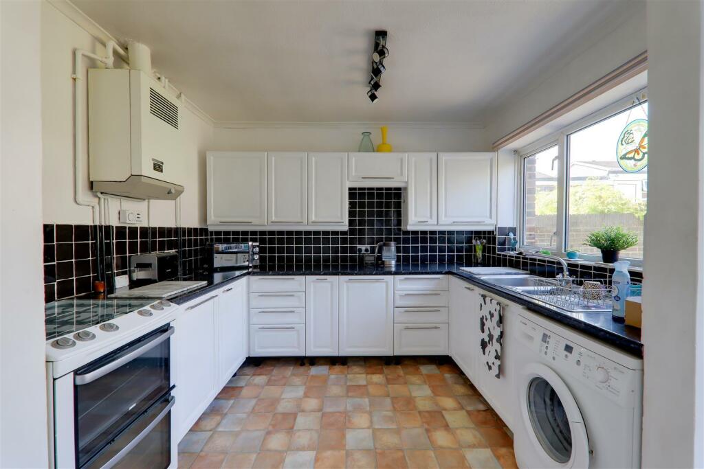 Additional image 16 of Manor Road, Lancing