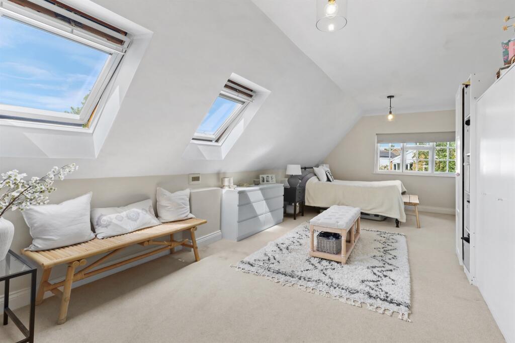 Additional image 16 of London Road, Hailsham