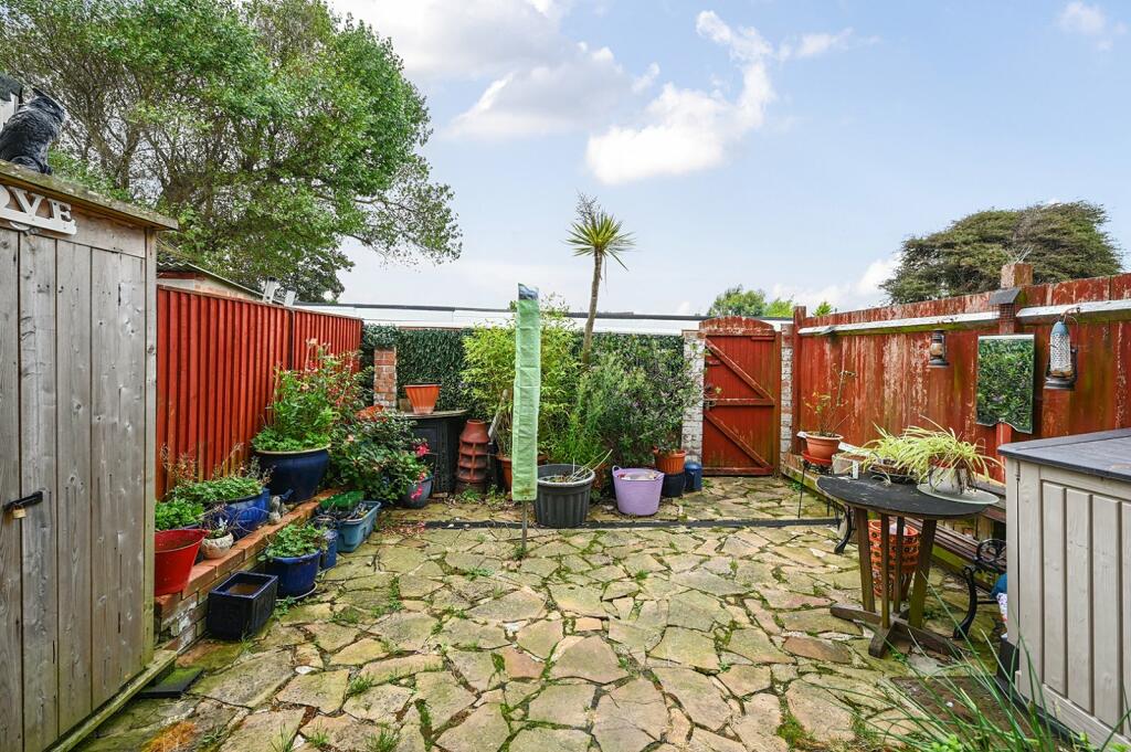 Additional image 4 of Widewater Close, Lancing, West Sussex, BN15
