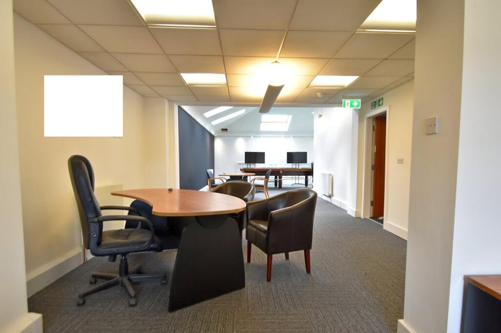 Additional image 3 of First Floor, 435-437 Walmersley Road, Bury, BL9 5EU