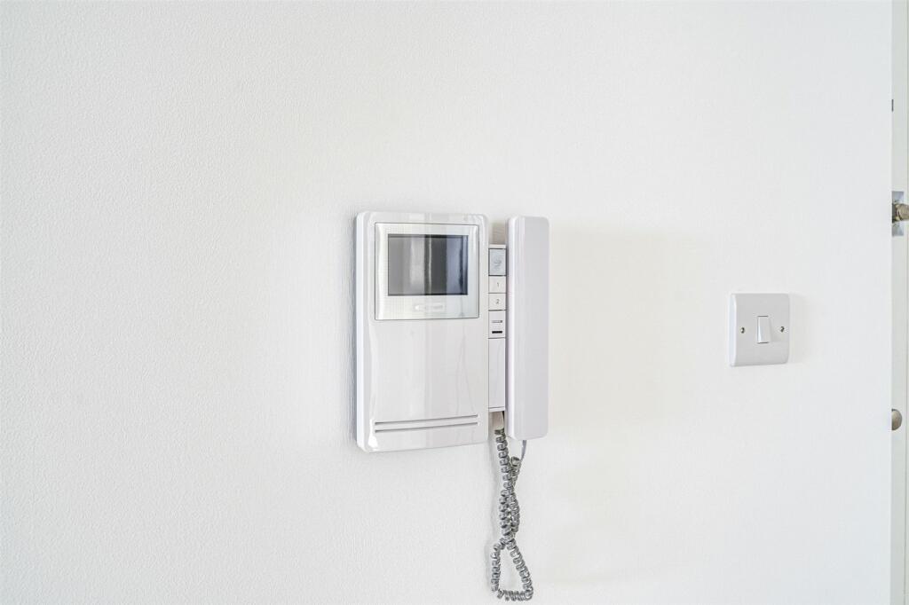 Additional image 32 of Vista Mare East, 42 West Parade, West Worthing, West Sussex, BN11