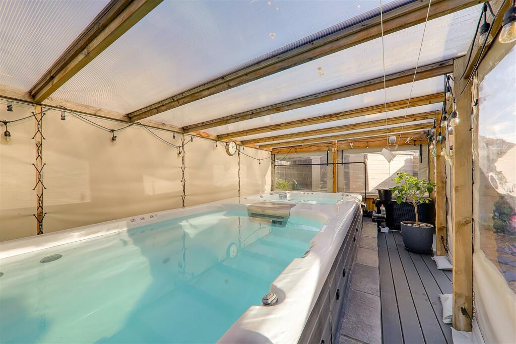 Additional image 30 of Charmandean Road, Broadwater