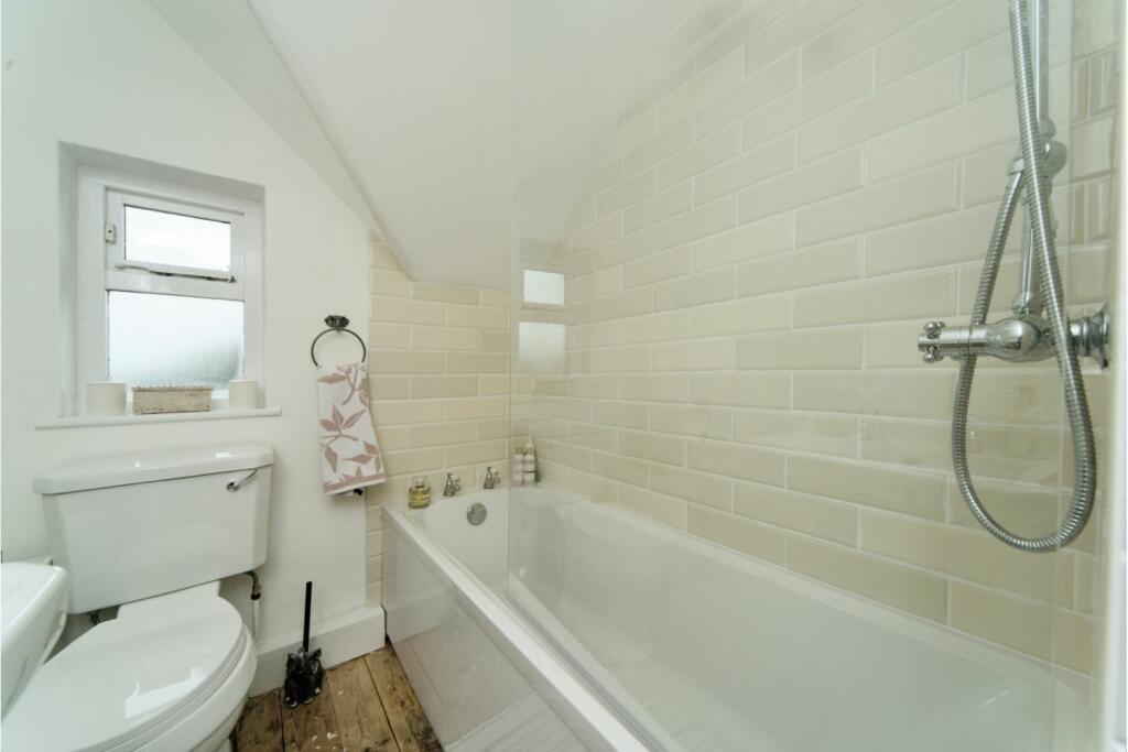 Additional image 21 of Vicarage Lane, Hailsham, BN27