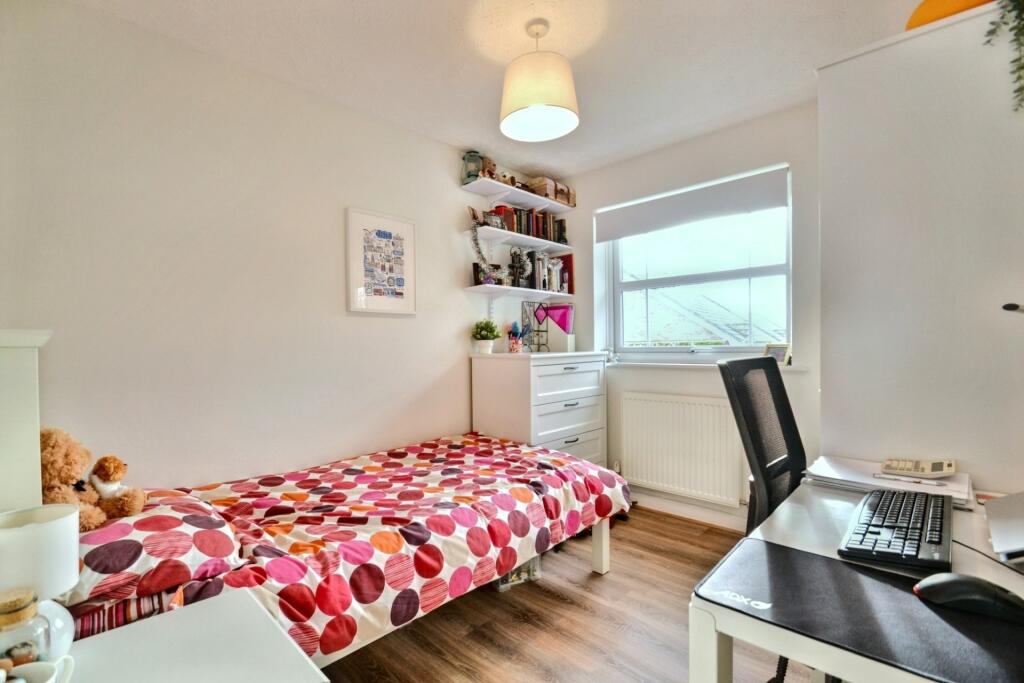 Additional image 14 of Broadstone