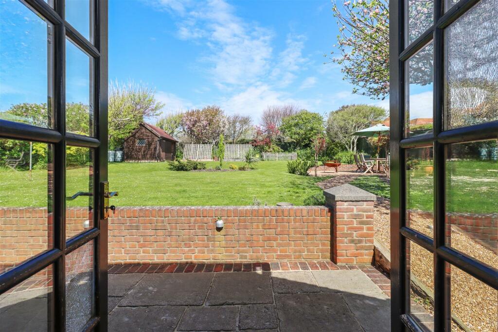 Additional image 22 of Sutton Avenue, Seaford