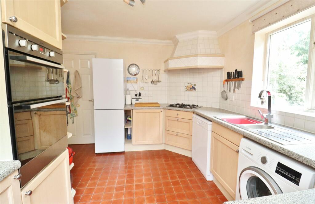 Additional image 7 of School Close, Verwood, Dorset, BH31